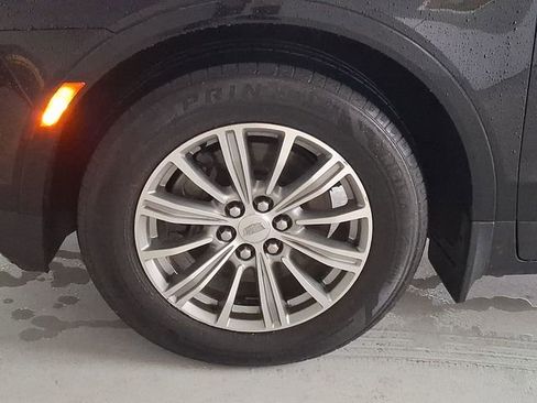 Used 2017 Cadillac XT5 Luxury image 28