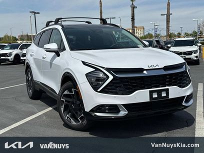 New 2025 Kia Sportage SX
