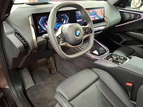 Used 2025 BMW X3 xDrive30i w/ Premium Package AWD/4WD image 9