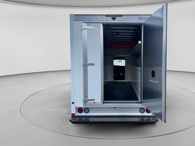 New 2026 GMC Savana 3500 w/ Power Convenience Package RWD image 5