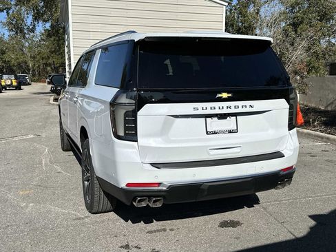 New 2026 Chevrolet Suburban High Country image 4