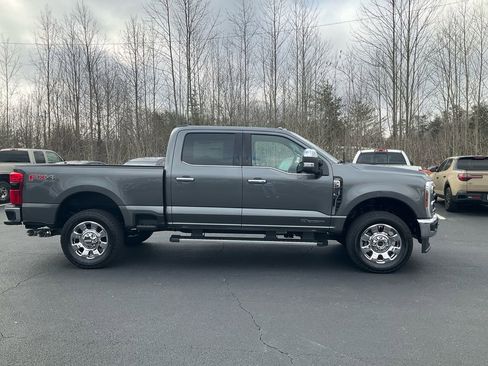 New 2026 Ford F250 Lariat image 4