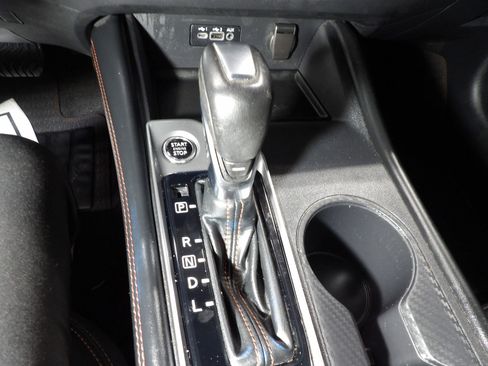 Used 2022 Nissan Altima 2.5 SR AWD/4WD image 15