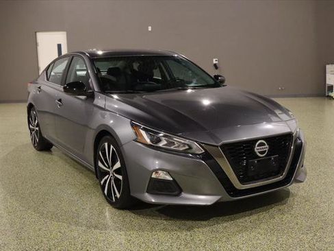 Used 2021 Nissan Altima 2.0 SR image 1