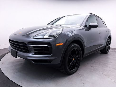 Used 2023 Porsche Cayenne AWD/4WD image 13