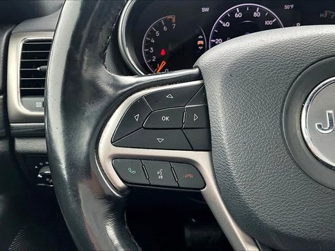 Used 2021 Jeep Grand Cherokee Laredo X AWD/4WD image 17