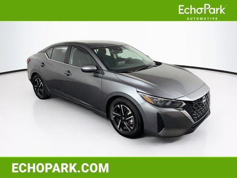 Used 2025 Nissan Sentra SV FWD image 1