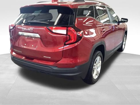 Used 2022 GMC Terrain SLE w/ Driver Convenience Package AWD/4WD image 6