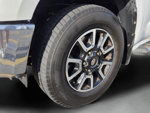 Used 2017 Toyota Tundra Limited w/ TRD Off Road Package RWD image 9