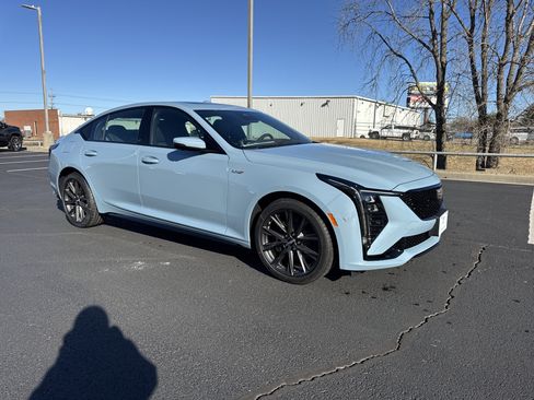 New 2026 Cadillac CT5 V w/ Technology Package image 32