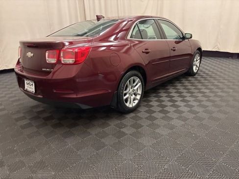 Used 2016 Chevrolet Malibu LT w/ Power Convenience Package image 5