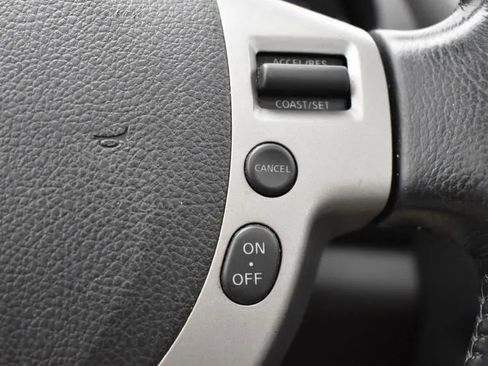 Used 2012 Nissan Rogue SL AWD/4WD image 24
