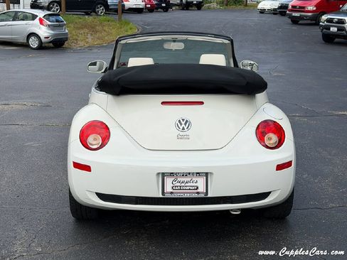 Used 2007 Volkswagen Beetle Triple White Edition FWD image 32