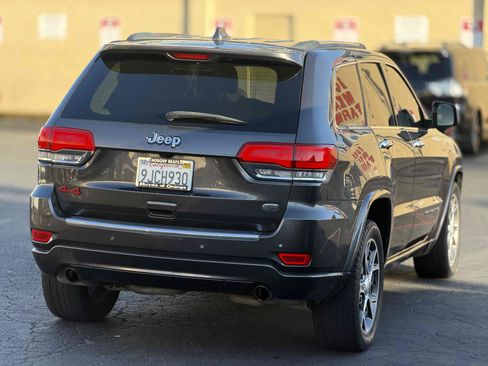 Used 2019 Jeep Grand Cherokee Overland RWD image 11