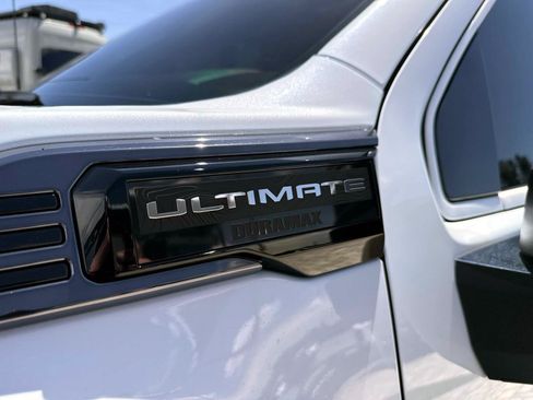 Used 2026 GMC Sierra 2500 Denali Ultimate AWD/4WD image 9