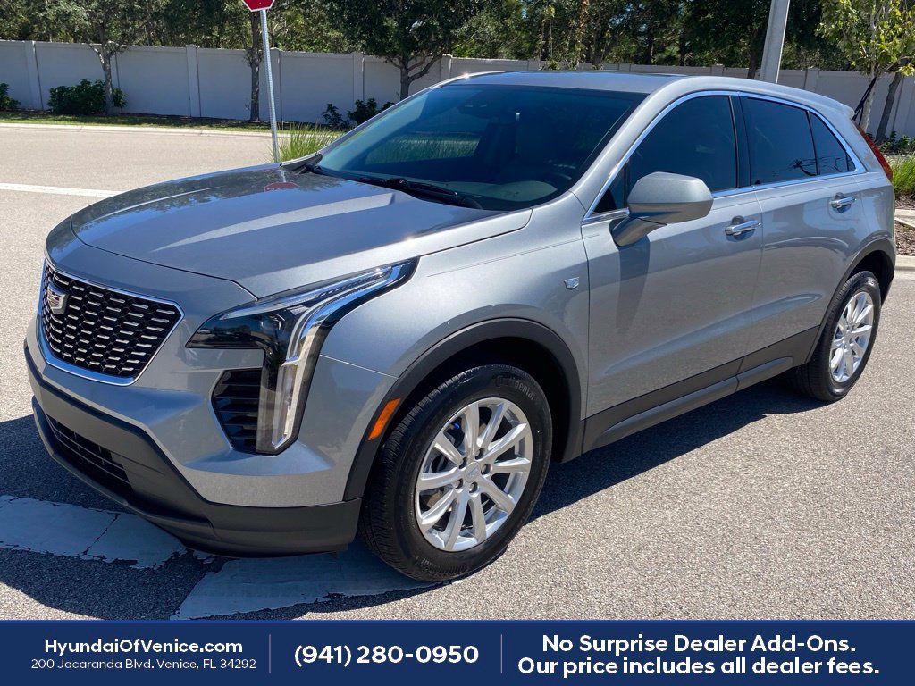 Used 2023 Cadillac XT4 Luxury FWD image 8