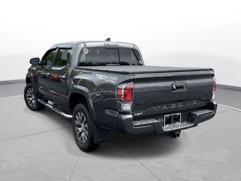 Used 2022 Toyota Tacoma Limited w/ Black Out Package (TMS) AWD/4WD image 20