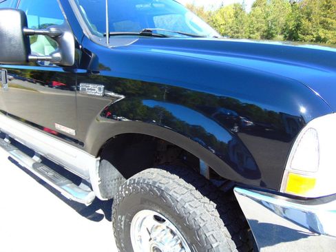 Used 2003 Ford F250 Lariat image 40