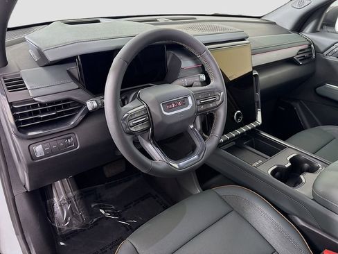 New 2026 GMC Acadia AT4 image 9