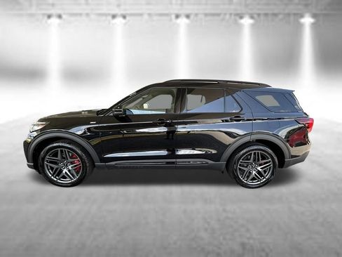Used 2026 Ford Explorer ST-Line w/ ST-Line Street Pack RWD image 8