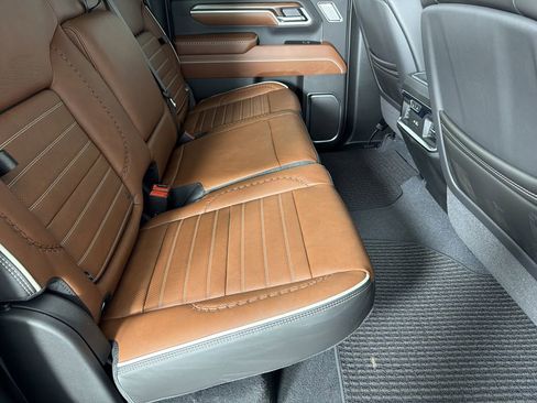 New 2026 GMC Sierra 2500 Denali Ultimate image 14