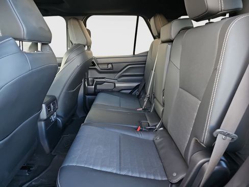 Used 2025 Toyota 4Runner TRD Off-Road Premium image 20