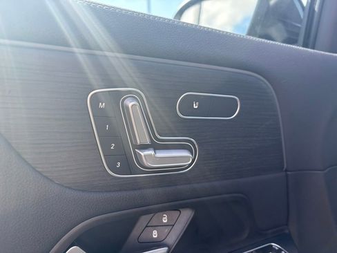 Certified 2023 Mercedes-Benz GLA 250 4MATIC image 9