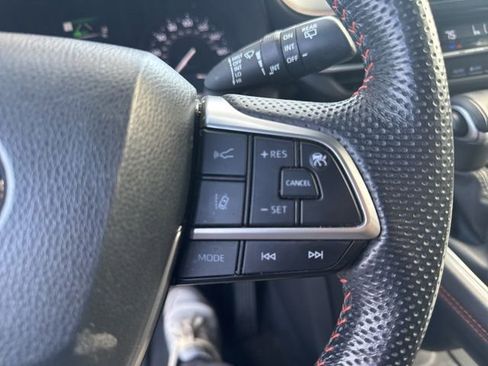 Used 2023 Toyota Sienna XSE image 8