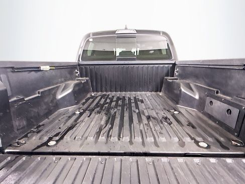 Used 2023 Toyota Tacoma SR5 RWD image 35