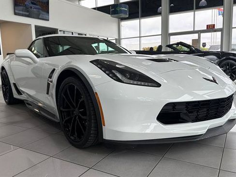 Certified 2019 Chevrolet Corvette Grand Sport w/ Carbon Flash Badge Package RWD image 2