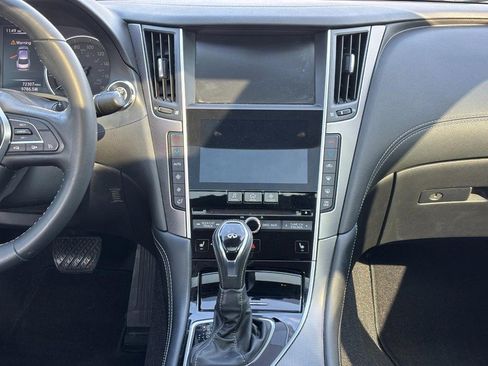 Used 2018 INFINITI Q50 Sport image 13