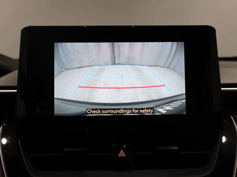 Used 2023 Toyota Corolla Cross LE w/ Moonroof Package image 27