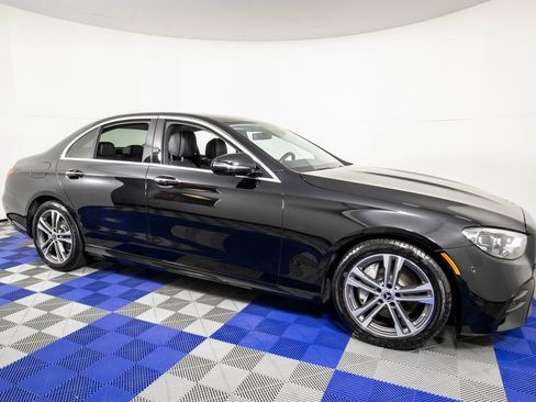Used 2023 Mercedes-Benz E 350 Sedan image 3