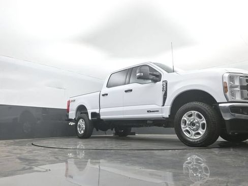 New 2026 Ford F350 XLT w/ FX4 Off-Road Package AWD/4WD image 31