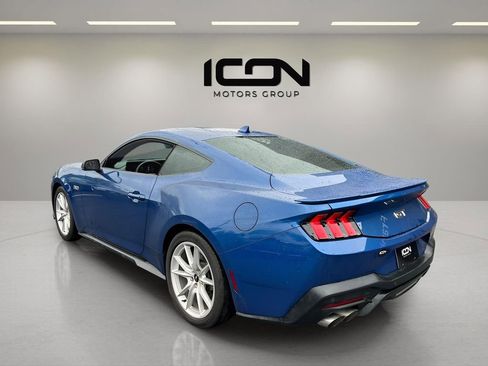 Used 2024 Ford Mustang GT Premium RWD image 3