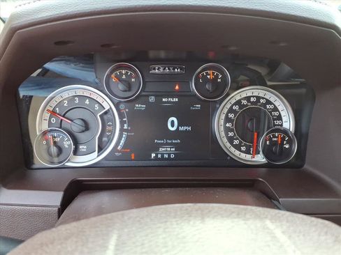 Used 2018 RAM 2500 Laramie image 27