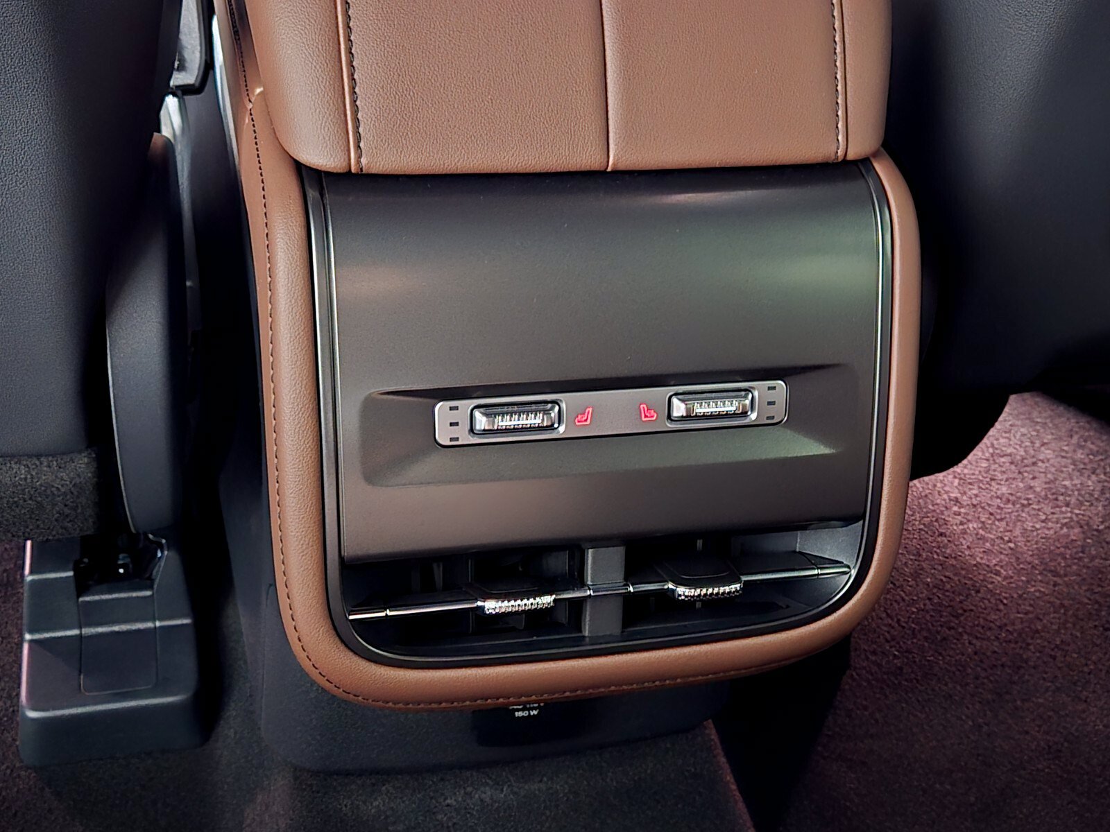 New 2026 Lincoln Nautilus Reserve AWD/4WD image 17