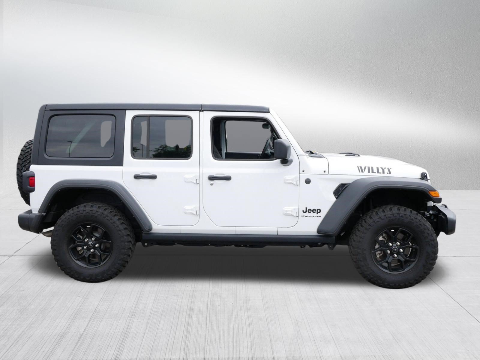 Used 2025 Jeep Wrangler Unlimited Sport AWD/4WD image 8