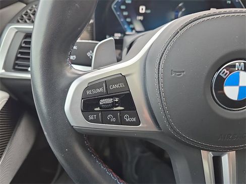 Used 2024 BMW X5 M60i image 20