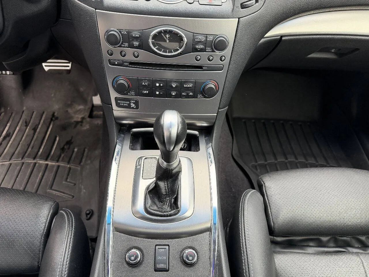 Used 2013 INFINITI G37 x Sedan w/ Premium Pkg AWD/4WD image 19