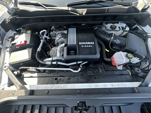 Used 2024 GMC Sierra 1500 AT4X image 33