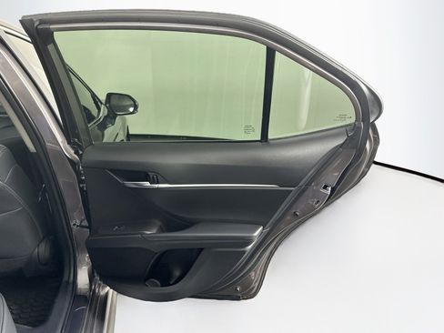 Used 2024 Toyota Camry SE w/ Convenience Package FWD image 30