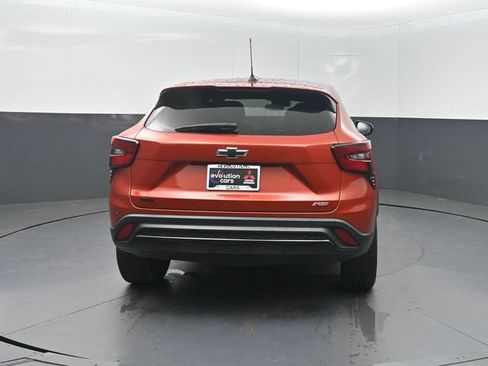 Used 2024 Chevrolet Trax RS w/ Driver Confidence Package FWD image 26