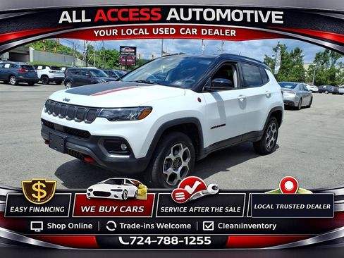 Used 2022 Jeep Compass Trailhawk AWD/4WD image 3
