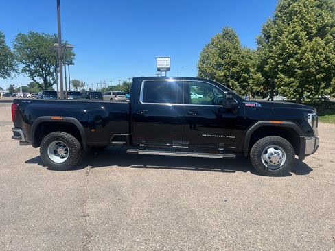 Used 2026 GMC Sierra 3500 SLE w/ SLE Value Package AWD/4WD image 31