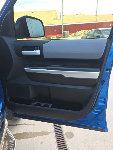 Used 2017 Toyota Tundra Limited AWD/4WD image 30