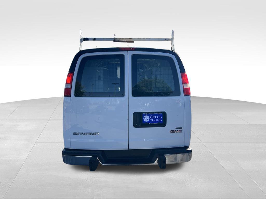 Used 2019 GMC Savana 2500 w/ Driver Convenience Package RWD image 5