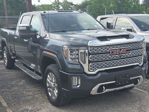 Used 2020 GMC Sierra 3500 Denali w/ Denali Ultimate Package AWD/4WD image 1