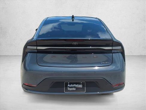 New 2026 Toyota Prius Plug-In Hybrid FWD image 6