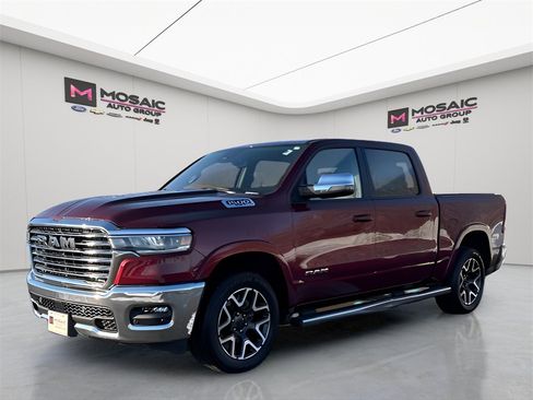 Used 2025 RAM 1500 Laramie image 3